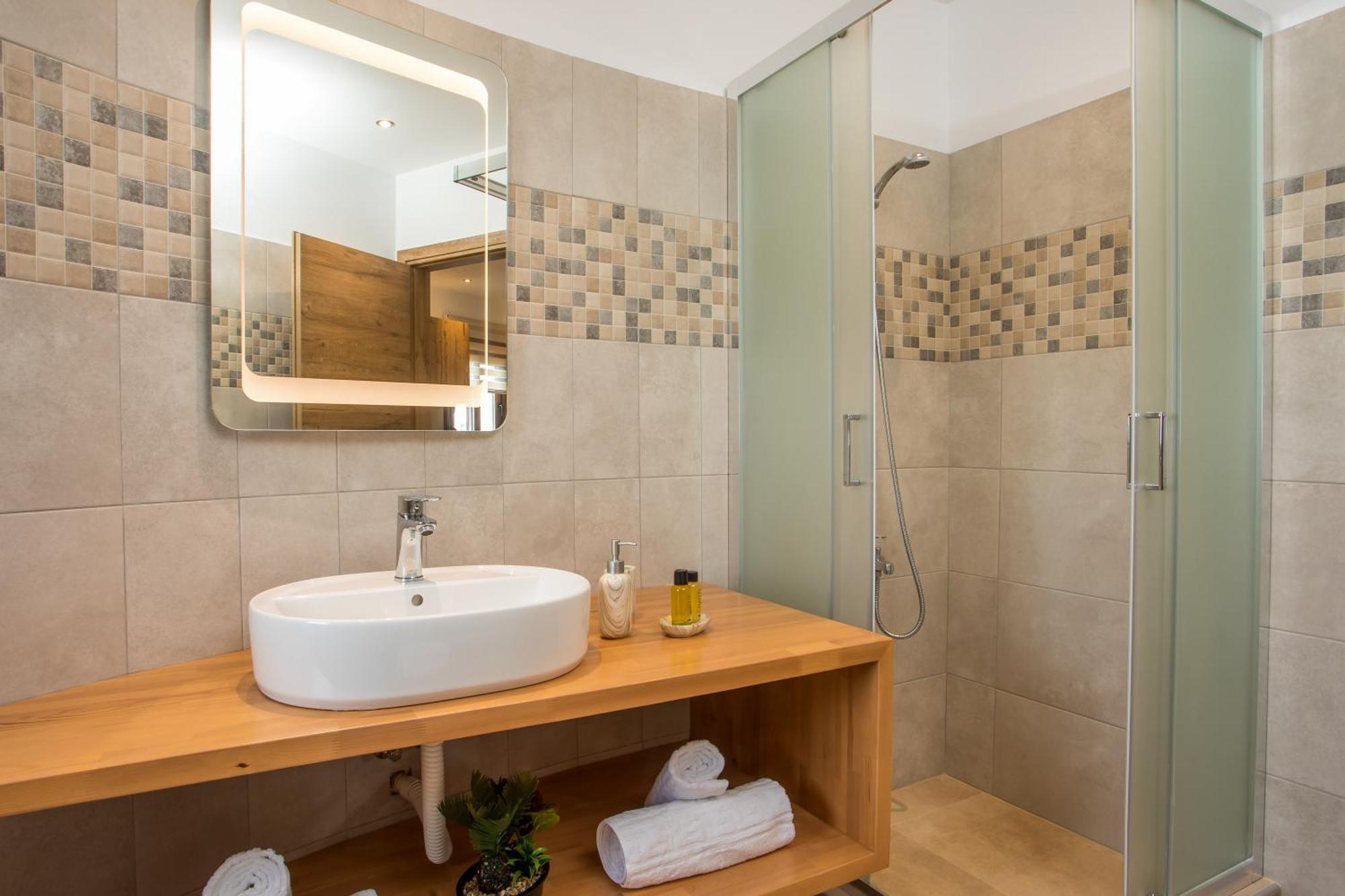 M&E Apartments New Haraki Esterno foto